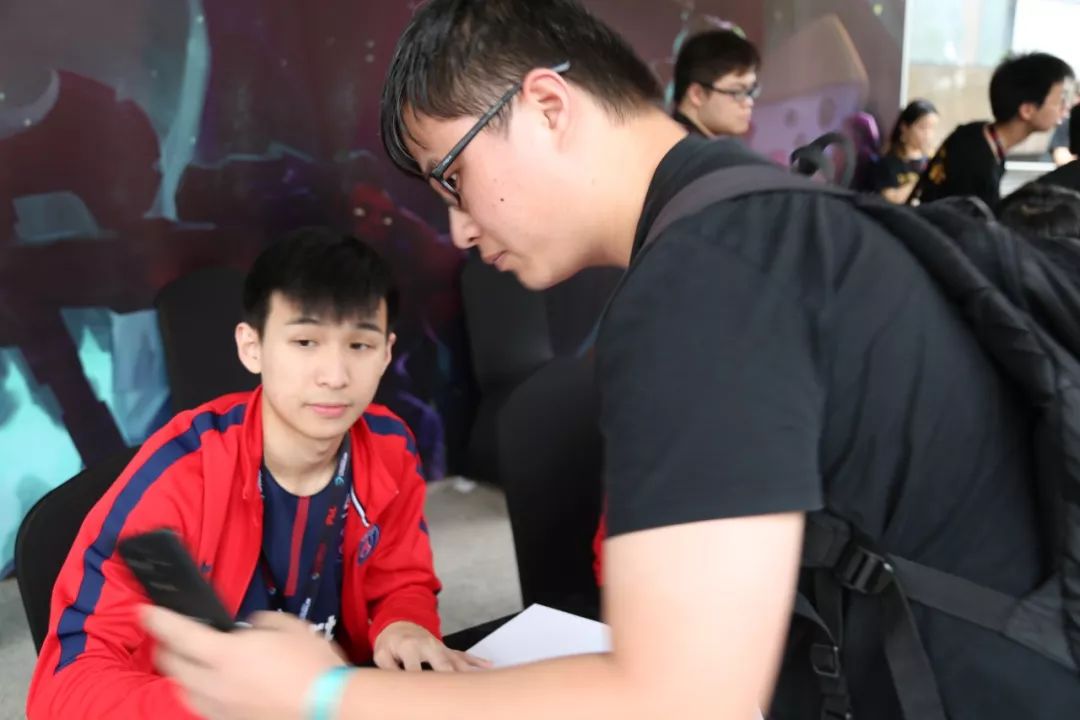 败后群访Tabe揽责：没很好准备季后赛版本 责任全部在我