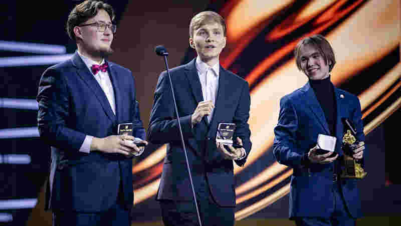 TES基地电脑大爆炸，JKL气到狂砸键盘