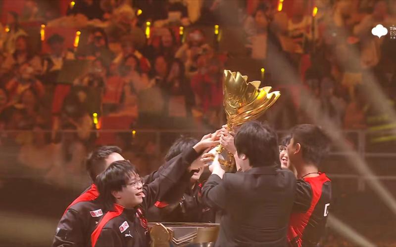 T1 击败任何人的传奇，晋级2025年全球总决赛四分之一决赛