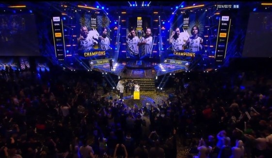 NEST四强冠军赛Day1：SN与WE进入胜者组