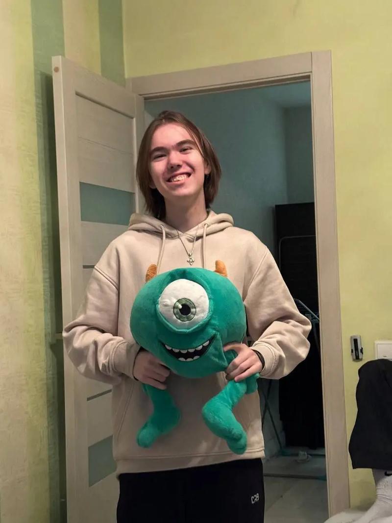 曝Uzi将复出年薪或达到9位数，BLG是否有望集齐豪华阵容？