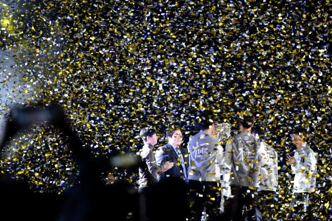 资讯绝地求生一键三连关注解锁更多新模式