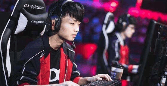 外媒统计了2022MSI小组赛单杀榜，Xiaohu位列第一