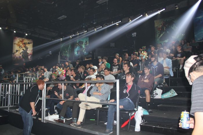 枢也是舆论